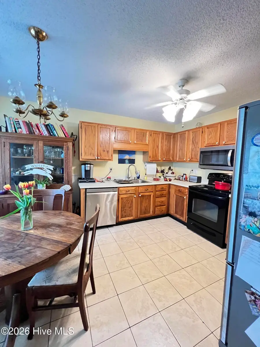 600 N 35th Street #404, Morehead City, NC 28557 - #2