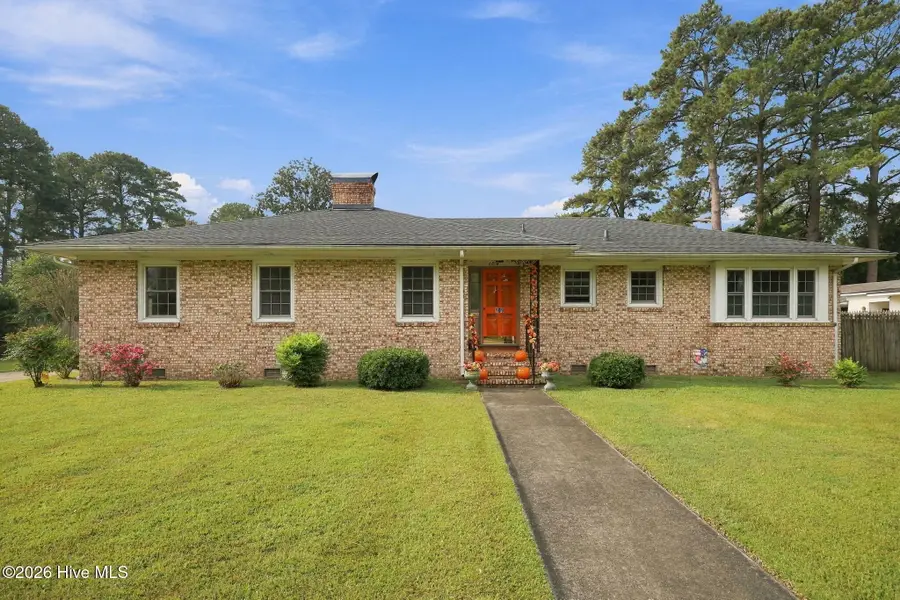 109 W 13th Street, Washington, NC 27889 - #2
