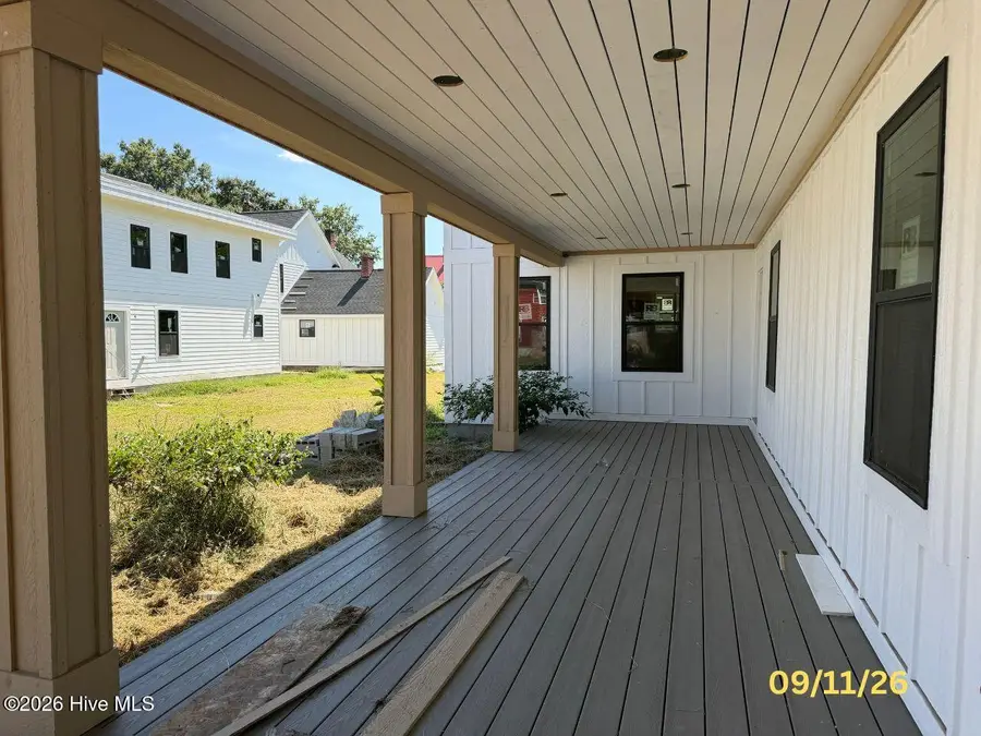 105 Bell Street, Elizabeth City, NC 27909 - #3