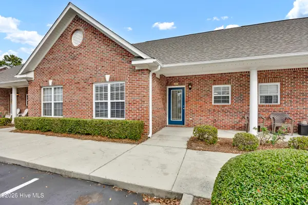 210 Hibiscus Way, Wilmington, NC 28412
