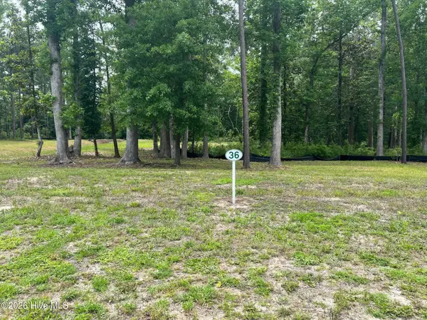 824 Helmsdale Drive, Wilmington, NC 28405