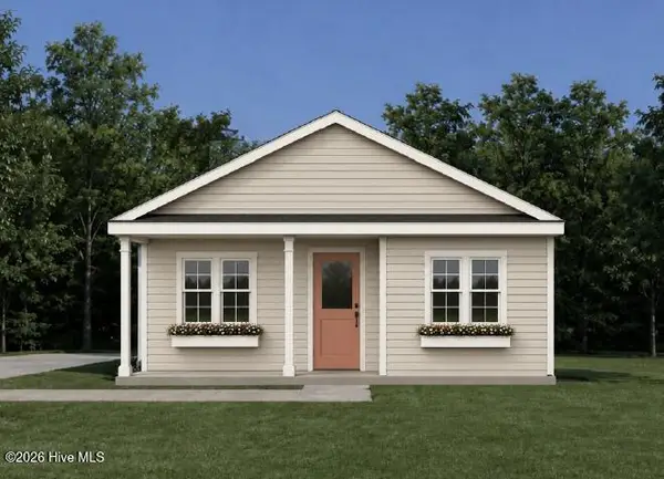 304 Hadnot Avenue, Maysville, NC 28555