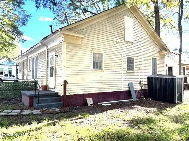 411 Raleigh Road Parkway N, Wilson, NC 27893 - #3