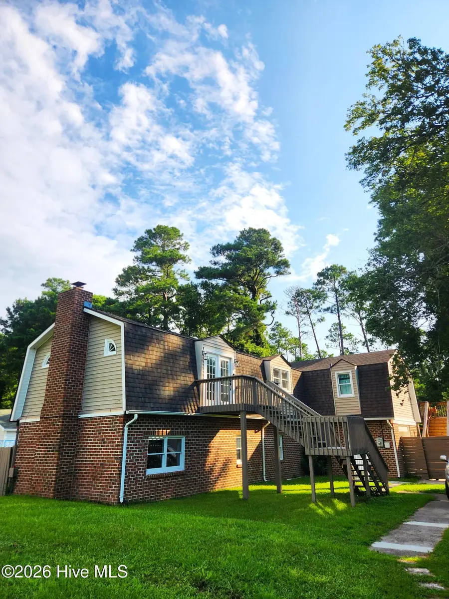104 Croatan Drive, Newport, NC 28570 - #2