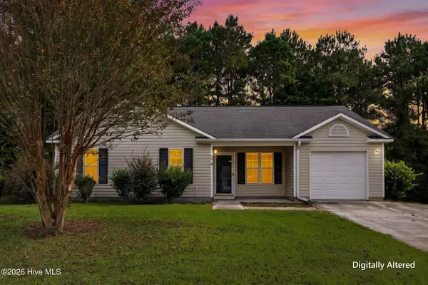 102 Tealbriar Street, Burgaw, NC 28425
