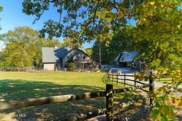 275 Tremont Place, Southern Pines, NC 28387