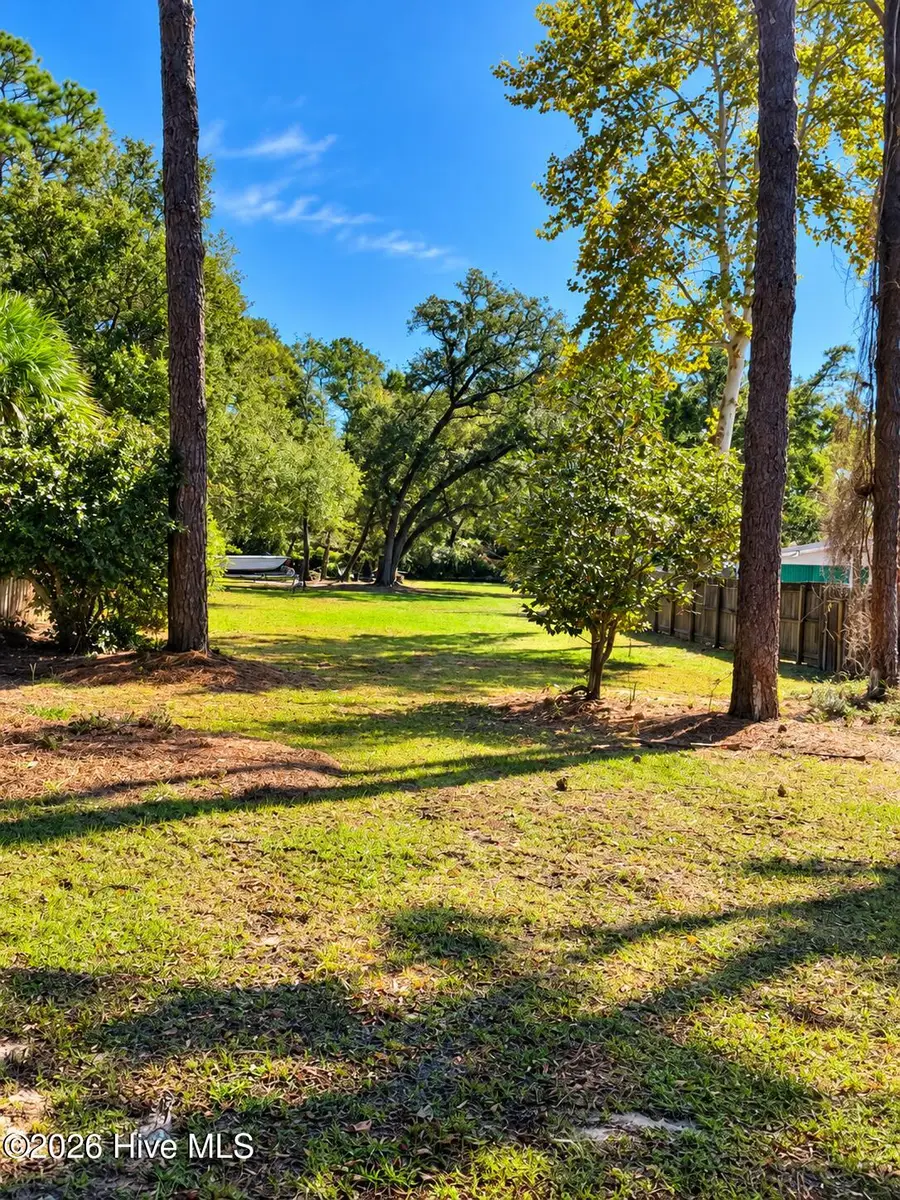 904 E Moore Street, Southport, NC 28461 - #2