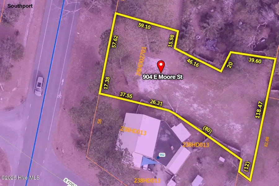 904 E Moore Street, Southport, NC 28461 - #3