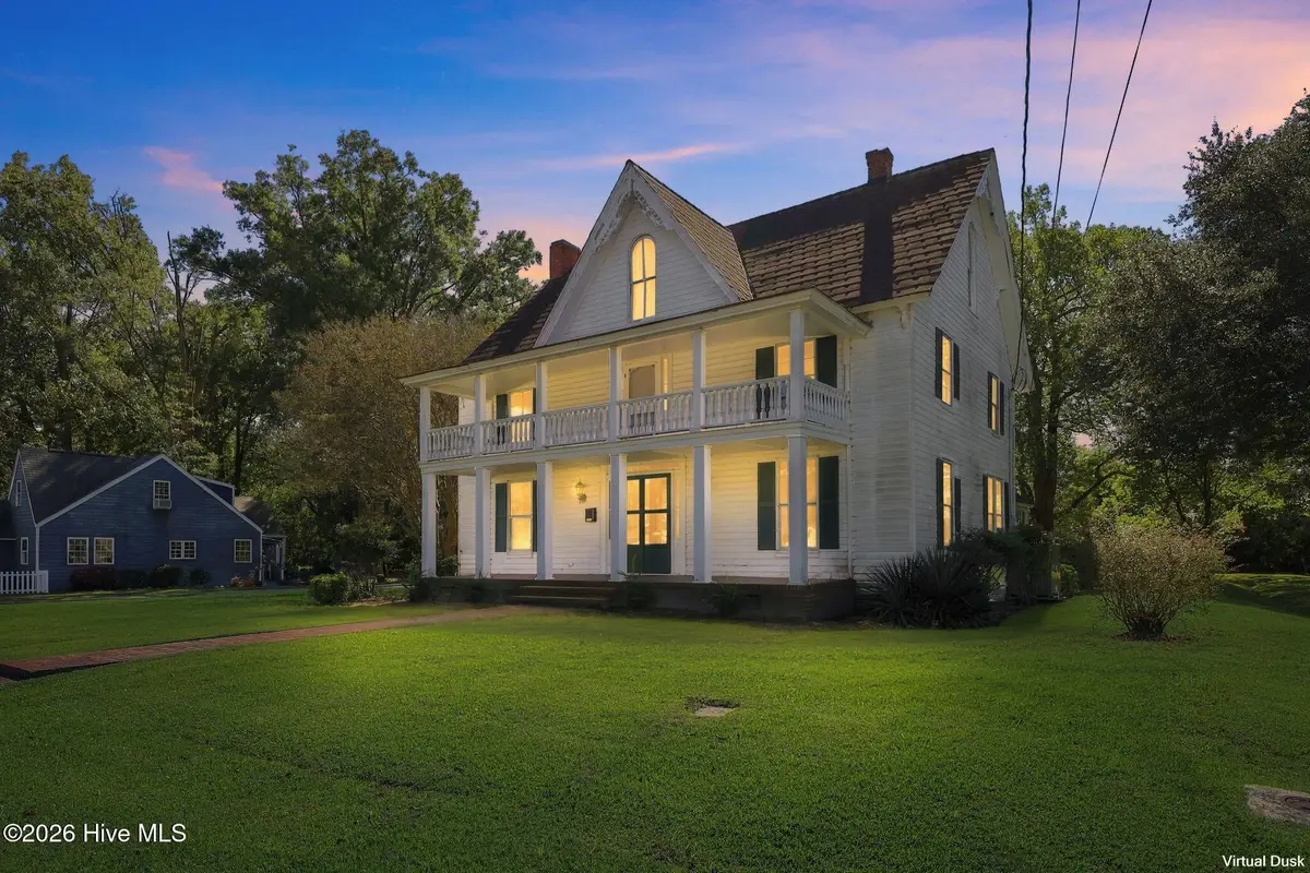 305 W Main Street, Creswell, NC 27928 - #1