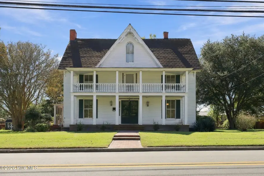 305 W Main Street, Creswell, NC 27928 - #2