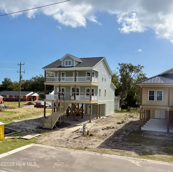 2403 Ferabee Street, Morehead City, NC 28557