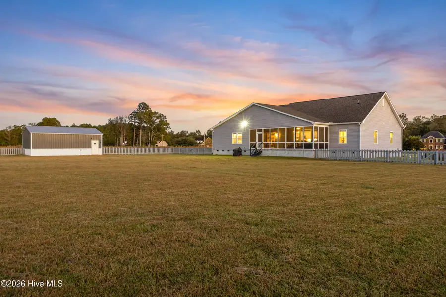 686 Piney Woods Road, Burgaw, NC 28425 - #2
