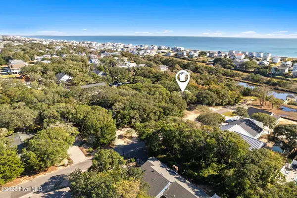 106 SE 37th Street, Oak Island, NC 28465