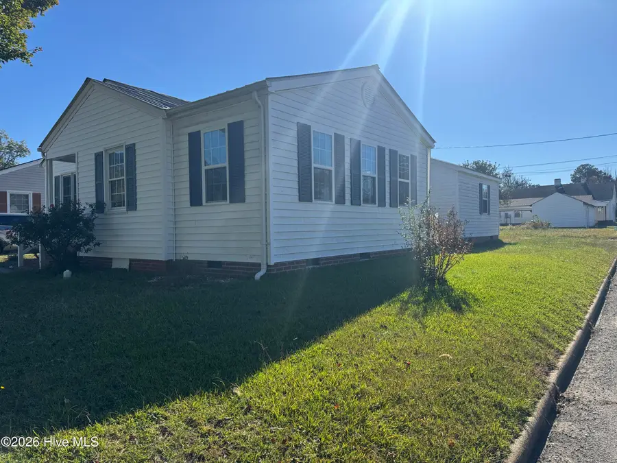 111 Victoria Avenue, Williamston, NC 27892 - #3