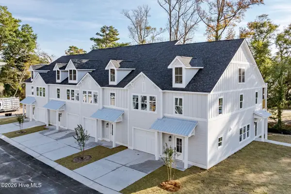 114 Seagate Place, Wilmington, NC 28403
