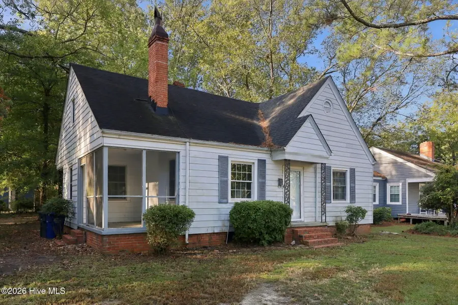 102 Park Drive, Greenville, NC 27858 - #2