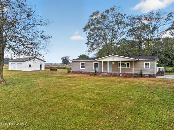 5729 Clark Ford Road, Ayden, NC 28513
