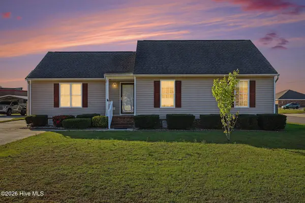 2200 Woodcroft Drive W, Wilson, NC 27893