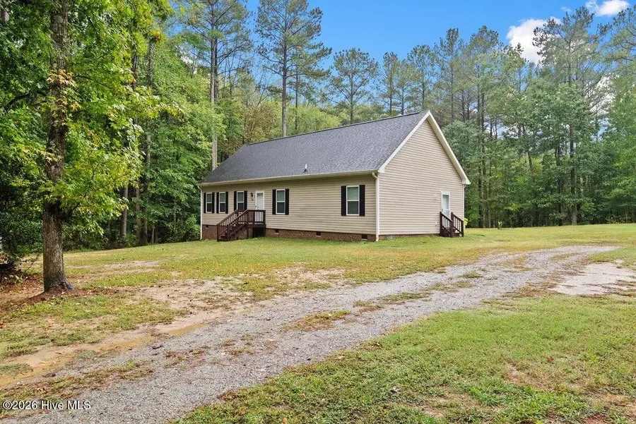 355 Edgewater Drive, Roanoke Rapids, NC 27870 - #2