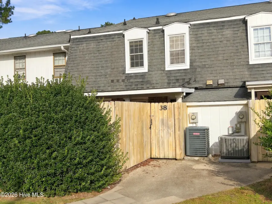 38 Barnes Street, Greenville, NC 27858 - #3