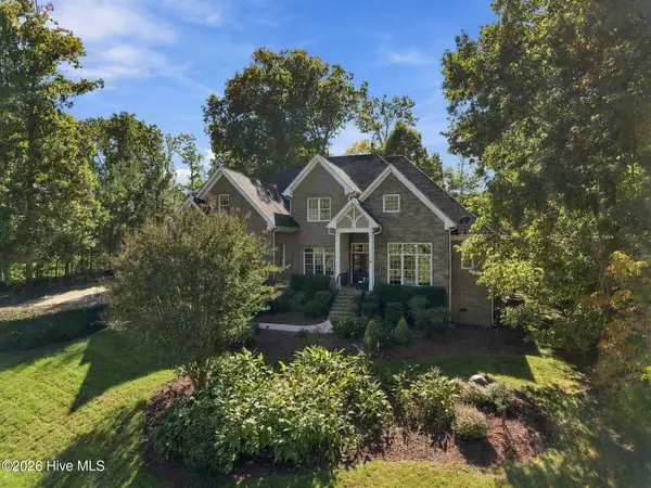 3521 Castelaine Circle, Apex, NC 27539