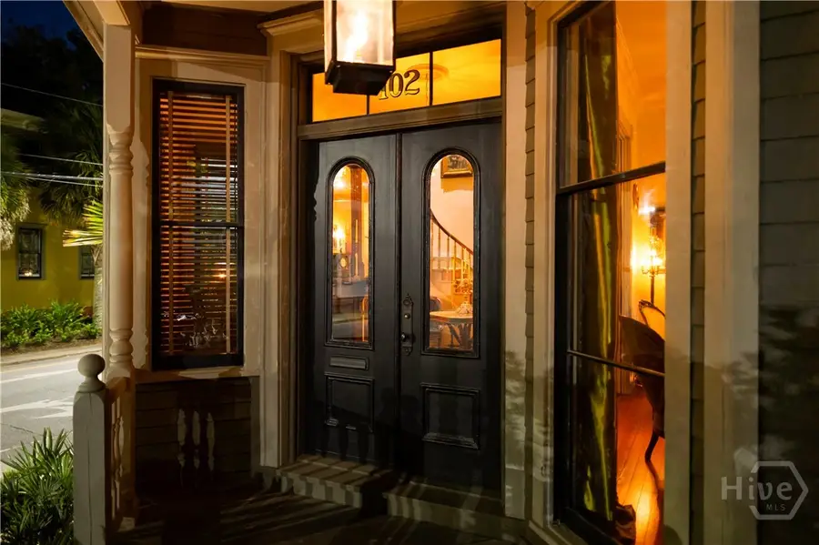 102 E 38th Street, Savannah, GA 31401 - Image #3