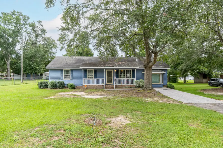 240 Camelia Street, Barnwell, SC 29812 - #2