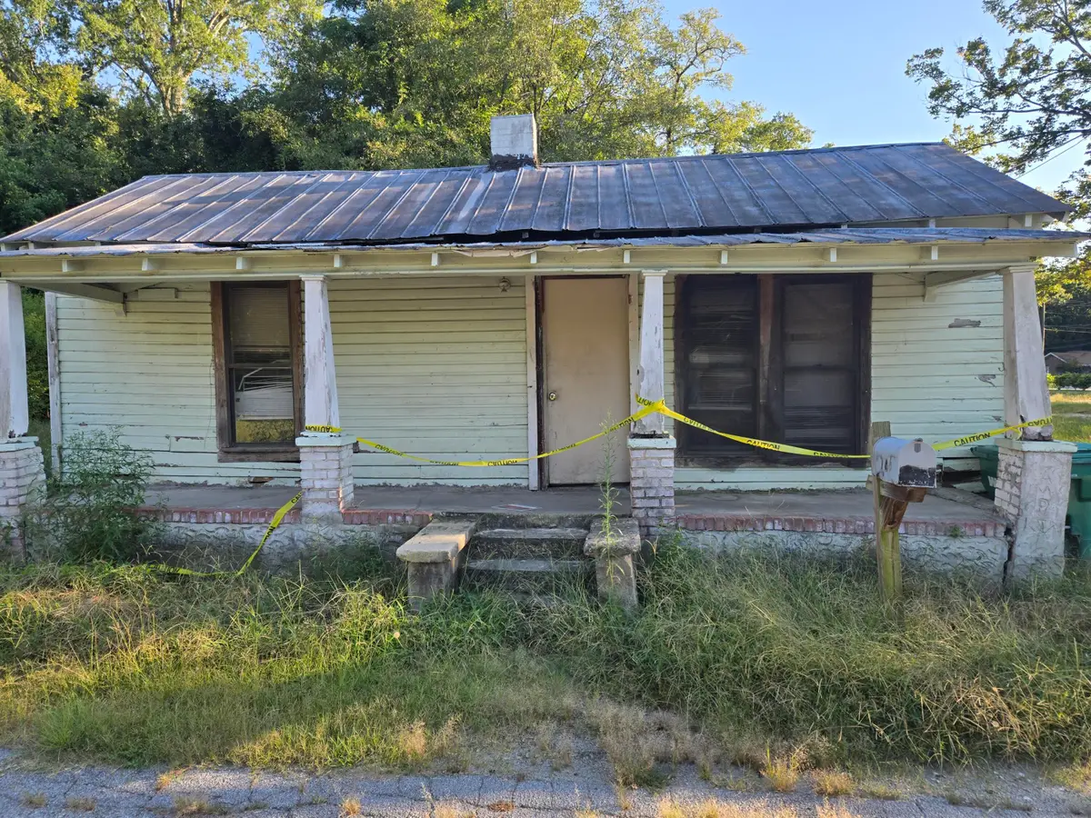 207 Deans Alley, Thomson, GA 30824 - Image #1