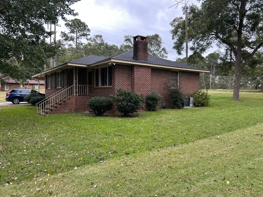 829 Berkshire Drive, Washington, GA 30673 - #3