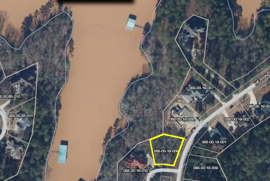 301 Pike Point, McCormick, SC 29835 - #3