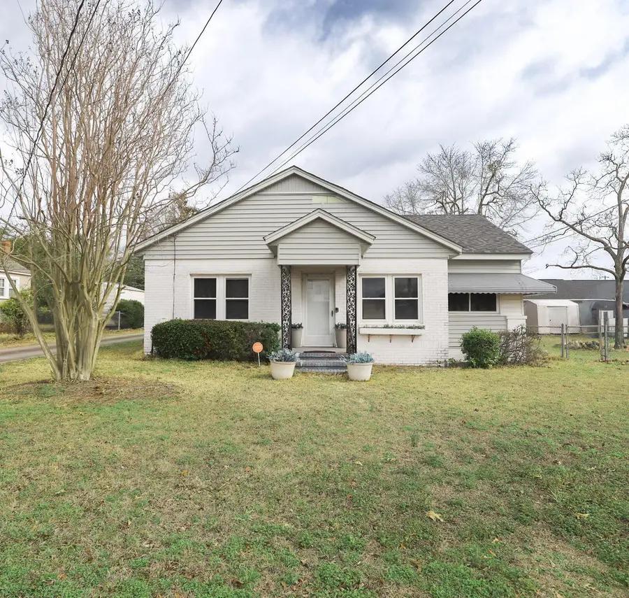 102 Ellis Street, Wrens, GA 30833 - #2