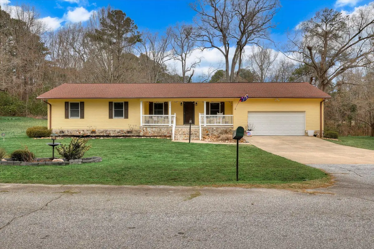 206 Peachtree Street, McCormick, SC  - #1