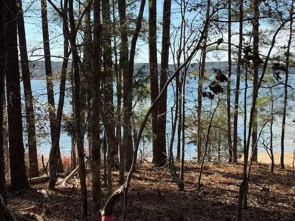 4-14 Old Ferry Road, McCormick, SC 