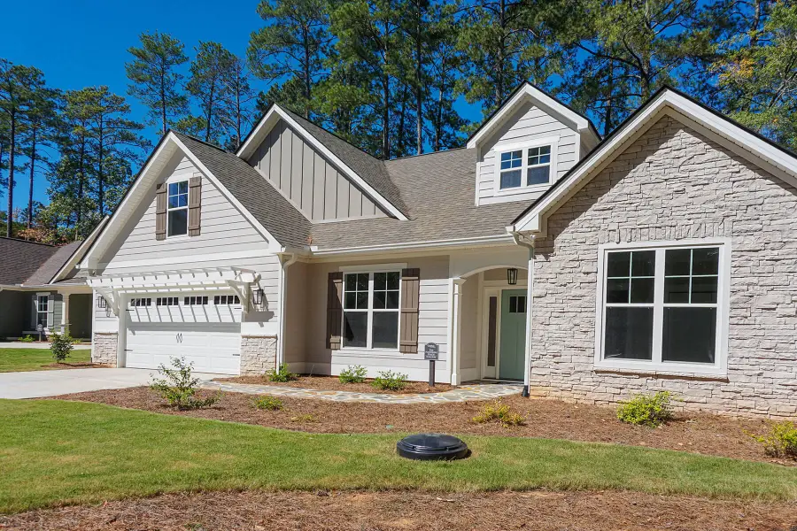 402 Sawgrass Cove, McCormick, SC  - #2