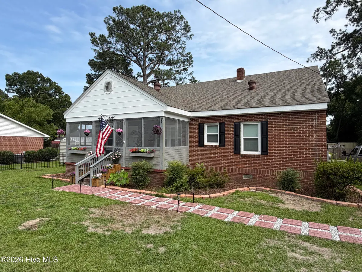 225 Gordon Street, Thomson, GA 30824 - #1