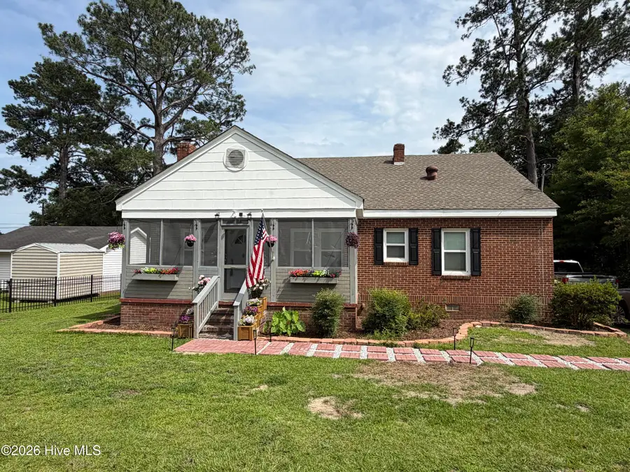 225 Gordon Street, Thomson, GA 30824 - #2