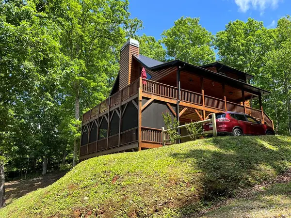 465 Confederate Circle, Murphy, NC 28906