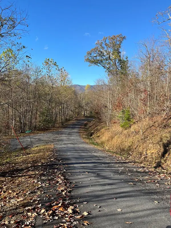 41 42 43 Ridges, Hayesville, NC 28904