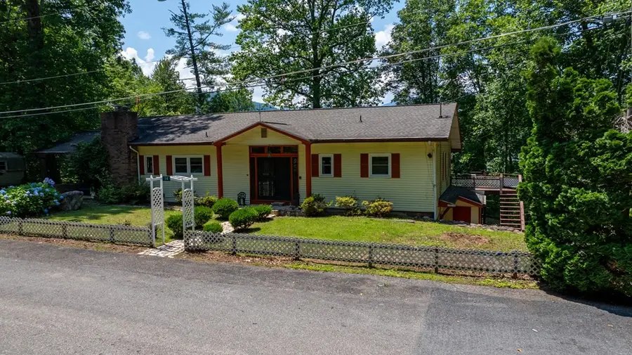 14 Chalet Village, Robbinsville, NC 28771 - #2