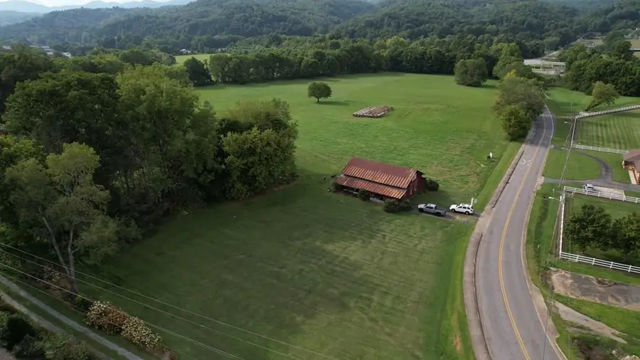 270 Cover Avenue, Andrews, NC 28901 - #2