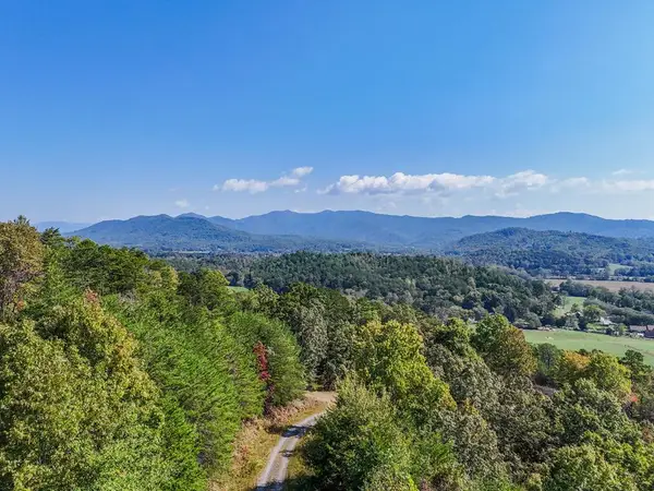 000 Mistletoe Ridge, Murphy, NC 28906