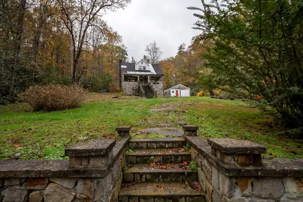 3549 Snowbird Road, Robbinsville, NC 28771