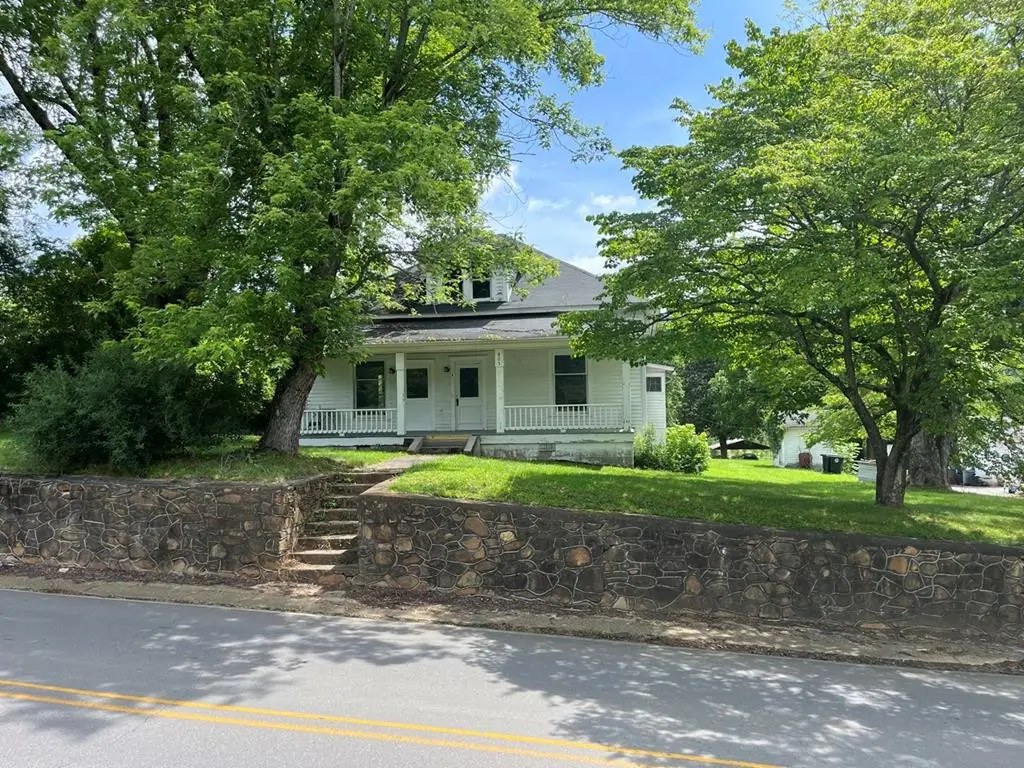 805 Hiwassee Street, Murphy, NC 28906 - #1