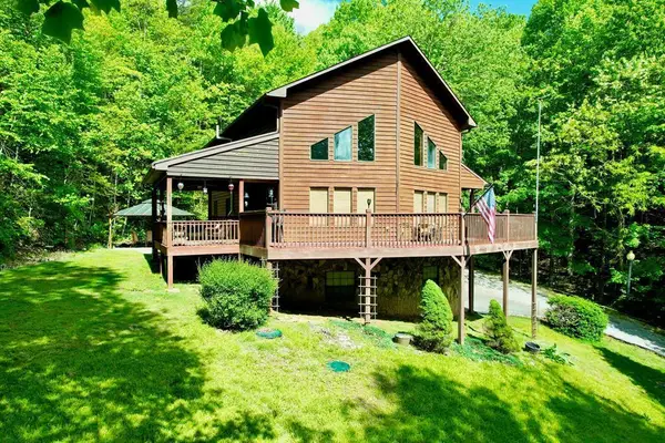 49 Richter Drive, Nantahala, NC 28781