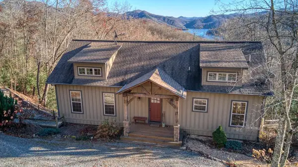 362 Nantahala Harbor Drive, Nantahala, NC 28781