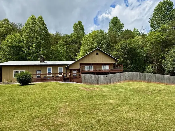 876 Gibson Hill Road, Hiawassee, GA 30546