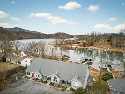 209B N Berrong Street, Hiawassee, GA 30546 - #3