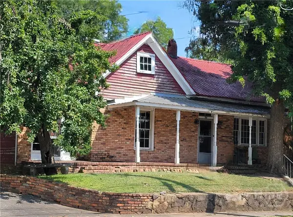 346 N Oliver Street, Elberton, GA 30635