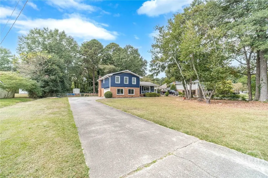 2207 Windsor Drive, Snellville, GA 30078 - #2