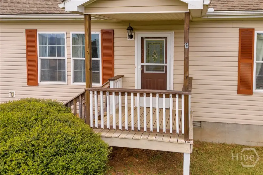 136 Emerald Circle, Winterville, GA  - Image #2